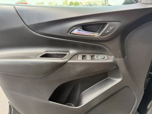 Used 2020 Chevrolet Equinox LT AWD/4WD image 35