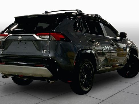 Used 2025 Toyota RAV4 XSE w/ Weather Package AWD/4WD image 13