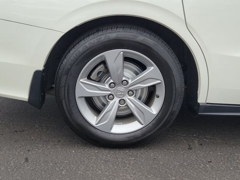 Used 2018 Honda Odyssey EX-L image 5