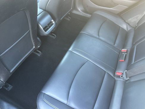 Used 2018 Tesla Model 3 Long Range image 12