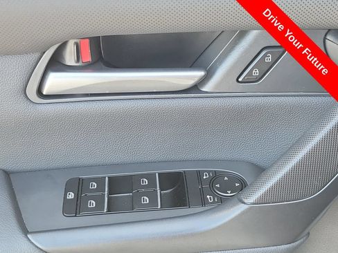Used 2024 MAZDA CX-50 AWD 2.5 S w/ Accent Package image 17