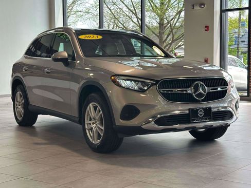Certified 2023 Mercedes-Benz GLC 300 4MATIC image 2