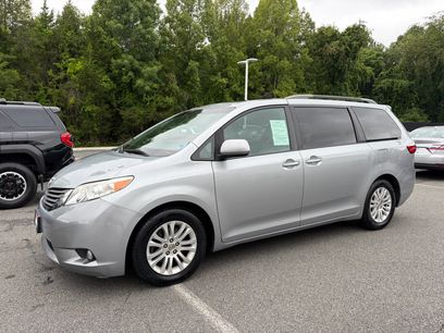 Used 2015 Toyota Sienna XLE Premium