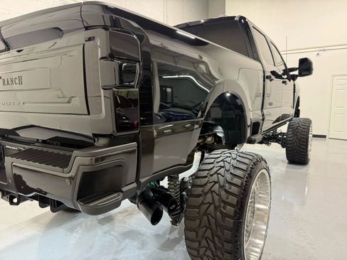 Used 2024 Ford F250 King Ranch image 19