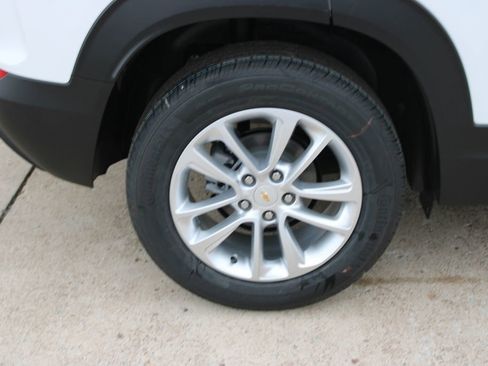 New 2026 Chevrolet TrailBlazer LS image 40