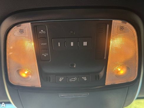 Certified 2025 Dodge Durango R/T AWD/4WD image 31