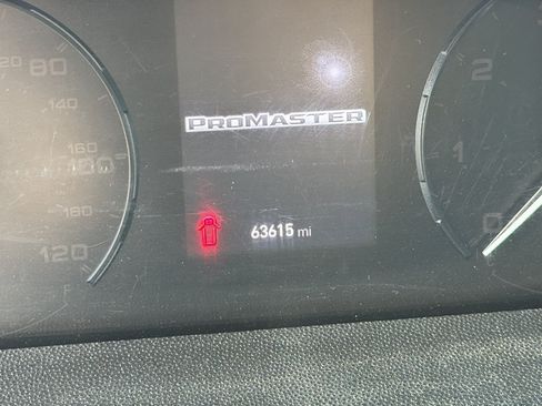 Used 2023 RAM ProMaster 2500 FWD image 3