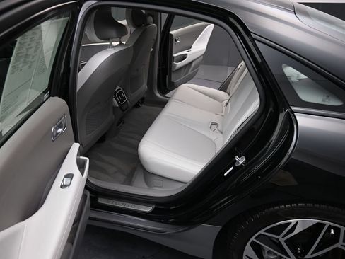 Certified 2023 Hyundai Ioniq 6 Limited RWD image 11