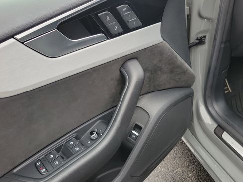 Used 2021 Audi S5 Premium w/ Convenience Package image 18