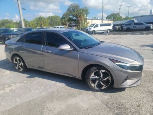 Certified 2023 Hyundai Elantra SEL w/ Convenience Package FWD image 1