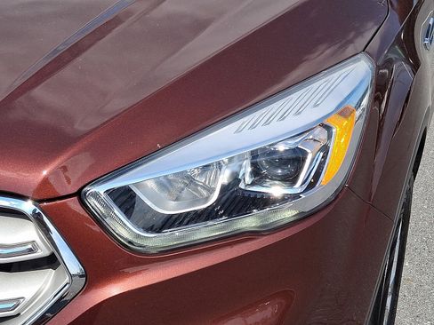 Used 2018 Ford Escape SEL AWD/4WD image 10