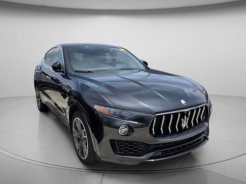 Used 2023 Maserati Levante GT AWD/4WD image 4