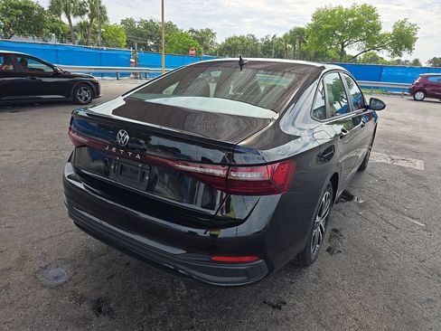 Used 2025 Volkswagen Jetta Sport FWD image 6