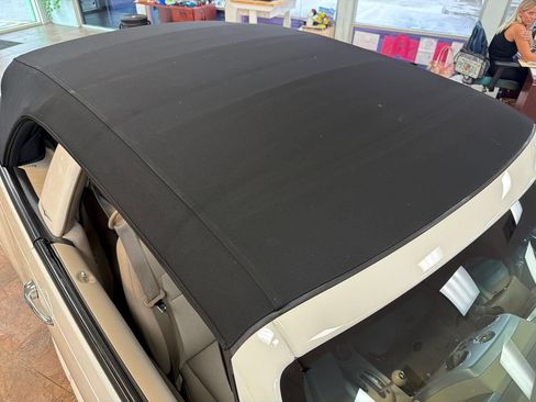 Used 2008 Chrysler PT Cruiser Convertible FWD image 32