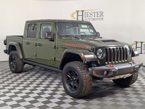 Used 2021 Jeep Gladiator Mojave image 2