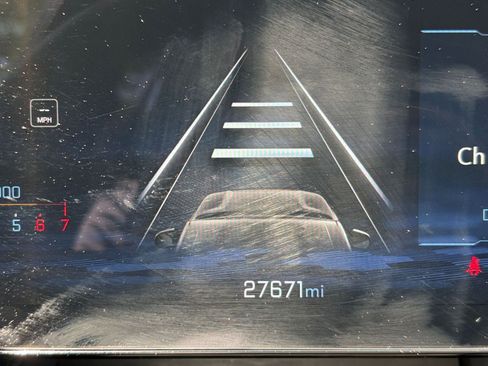 Used 2025 Chevrolet Equinox LT FWD image 40