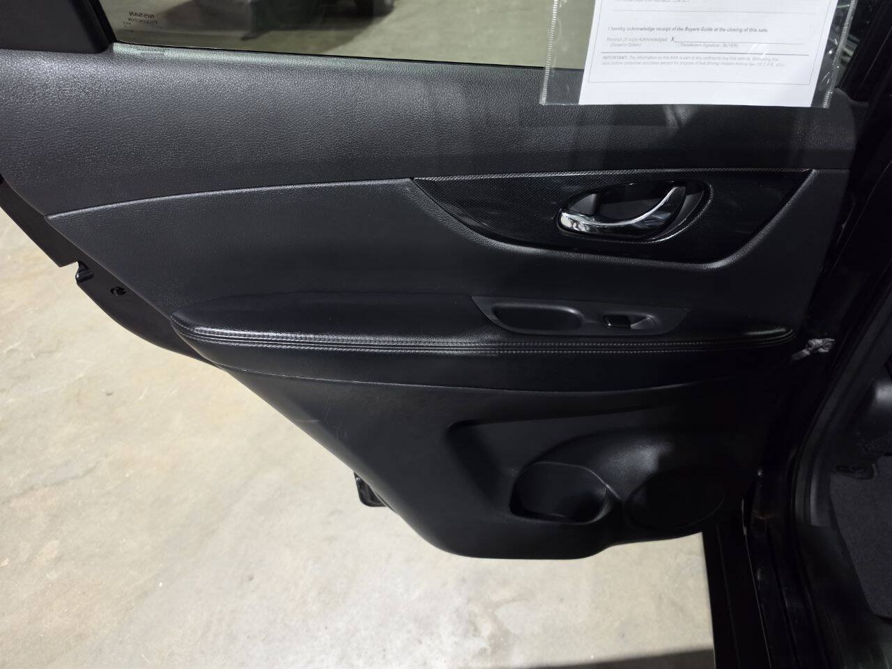 Used 2015 Nissan Rogue SL w/ SL Premium Package AWD/4WD image 24