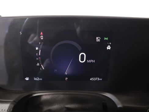 Used 2024 Buick Encore GX Sport Touring w/ Experience Buick Package image 4