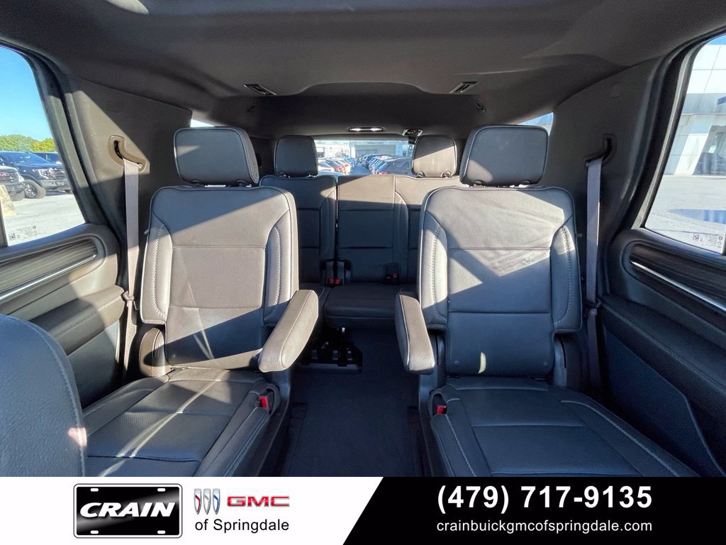 Used 2023 GMC Yukon Denali AWD/4WD image 29