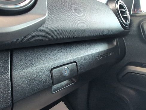 Used 2023 Toyota Tacoma TRD Off-Road image 36