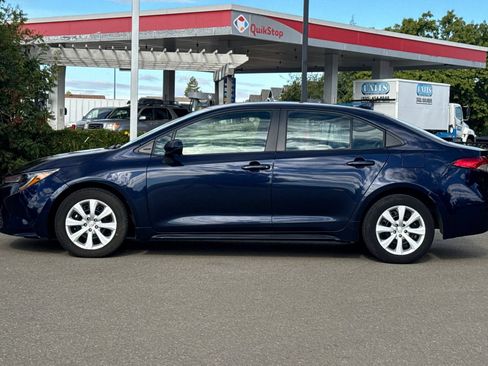 Used 2024 Toyota Corolla LE FWD image 7