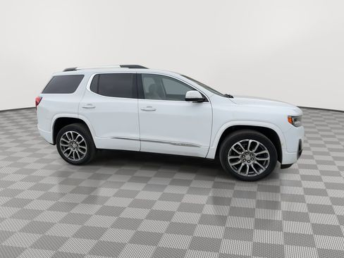 Used 2023 GMC Acadia Denali AWD/4WD image 9