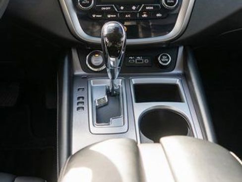 Used 2024 Nissan Murano SV w/ SV Midnight Edition Package AWD/4WD image 16