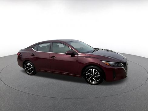 Used 2024 Nissan Sentra SV image 2