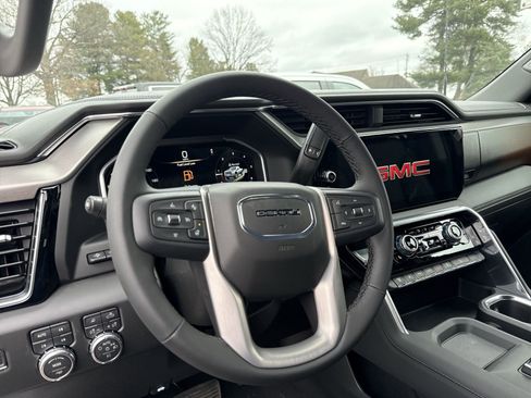 New 2026 GMC Sierra 3500 Denali w/ Denali Reserve Package image 13