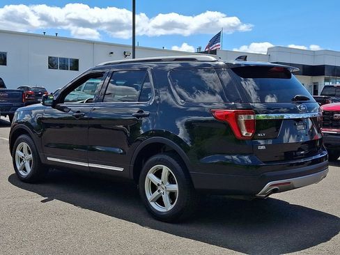 Used 2016 Ford Explorer XLT AWD/4WD image 4