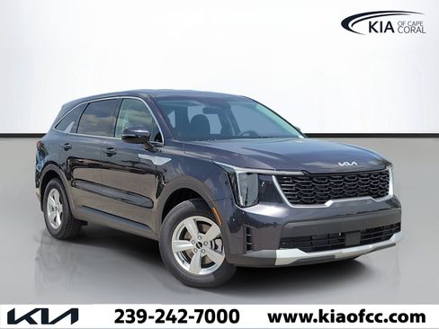 New 2026 Kia Sorento LX FWD image 1