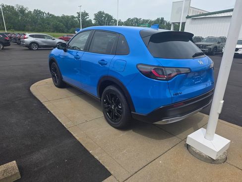 New 2026 Honda HR-V Sport image 4