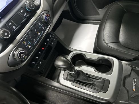 Used 2022 Chevrolet Colorado ZR2 AWD/4WD image 13