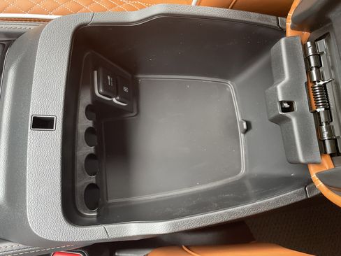 New 2026 Chrysler Pacifica Pinnacle image 33