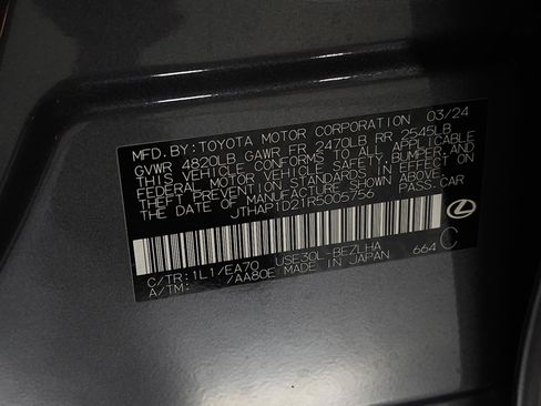 Used 2024 Lexus IS 500 RWD image 37