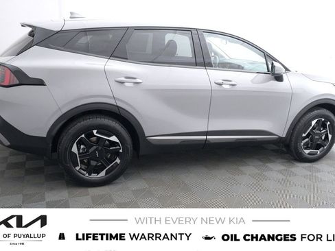 New 2026 Kia Sportage S image 4