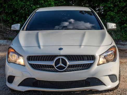 Used 2014 Mercedes-Benz CLA 250 image 8