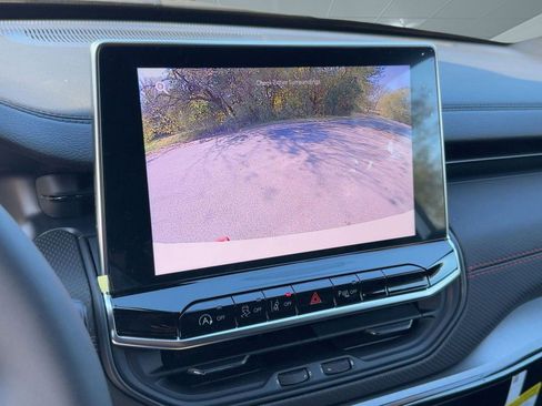 New 2026 Jeep Compass Trailhawk image 21