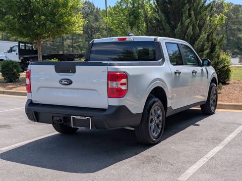 New 2026 Ford Maverick XLT w/ XLT Luxury Package AWD/4WD image 3