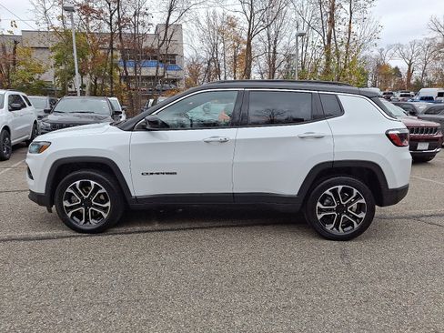 Certified 2023 Jeep Compass Limited image 4