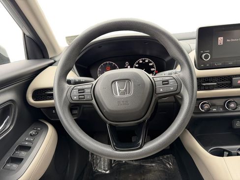 Used 2023 Honda HR-V LX image 12