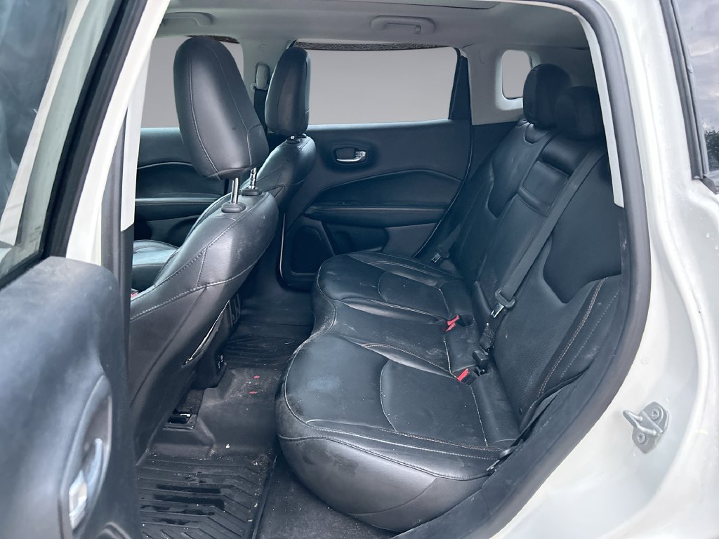 Used 2019 Jeep Compass Limited w/ Safety & Security Group AWD/4WD image 29