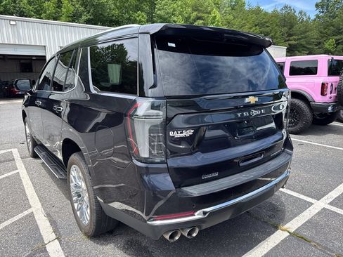 Used 2025 Chevrolet Tahoe Premier w/ Sun And Tow Package AWD/4WD image 15
