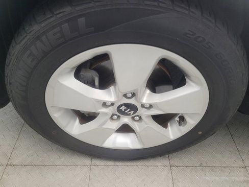 Used 2019 Kia Soul FWD image 31