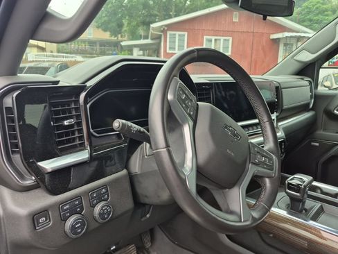 Used 2022 Chevrolet Silverado 1500 RST w/ RST All Star Premium Package AWD/4WD image 10