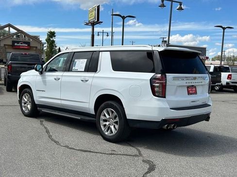 Used 2023 Chevrolet Suburban Premier AWD/4WD image 5