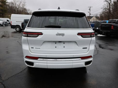 Used 2023 Jeep Grand Cherokee L Overland image 6