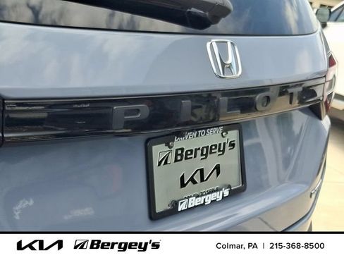 Used 2023 Honda Pilot Touring image 36