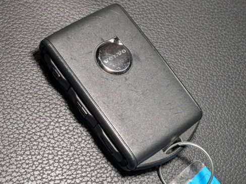 New 2025 Volvo XC40 B5 Core w/ Protection Package Premier image 31