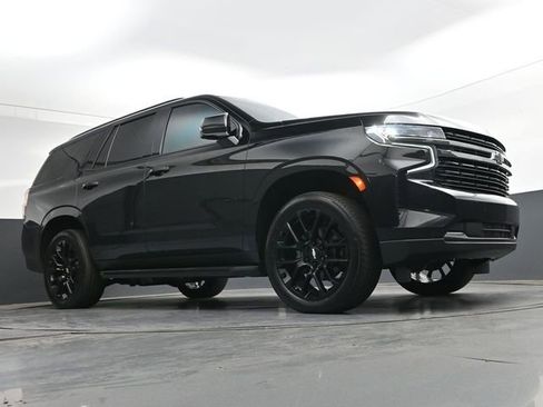 Used 2022 Chevrolet Tahoe RST w/ Luxury Package AWD/4WD image 28